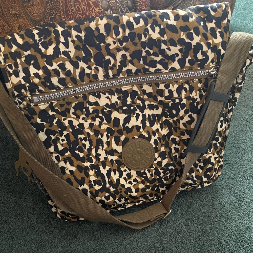 Kipling Leopard Print Shoulder Bag - Picture 3 of 13